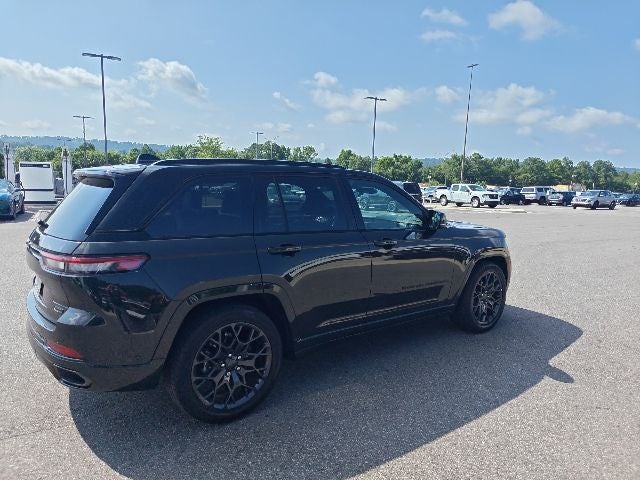 2024 Jeep Grand Cherokee Summit