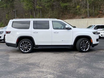 2022 Jeep Wagoneer Series II