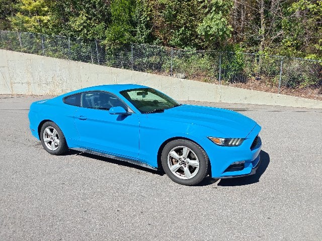 2017 Ford Mustang V6