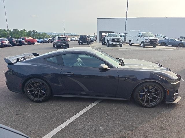 2024 Ford Mustang Dark Horse