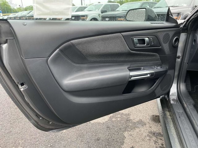 2025 Ford Mustang EcoBoost