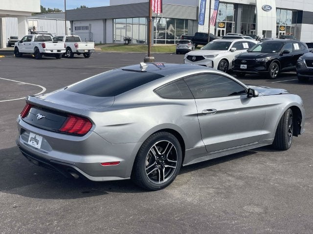 2022 Ford Mustang EcoBoost