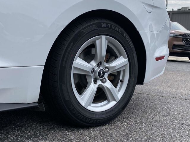 2015 Ford Mustang V6