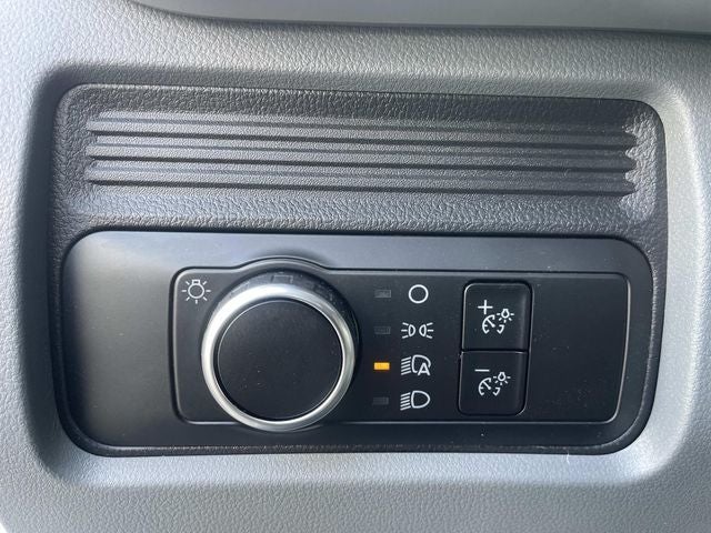 2025 Ford F-600SD XL