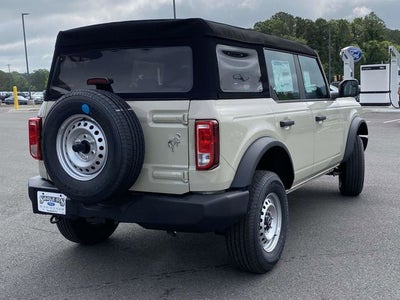 2025 Ford Bronco Base