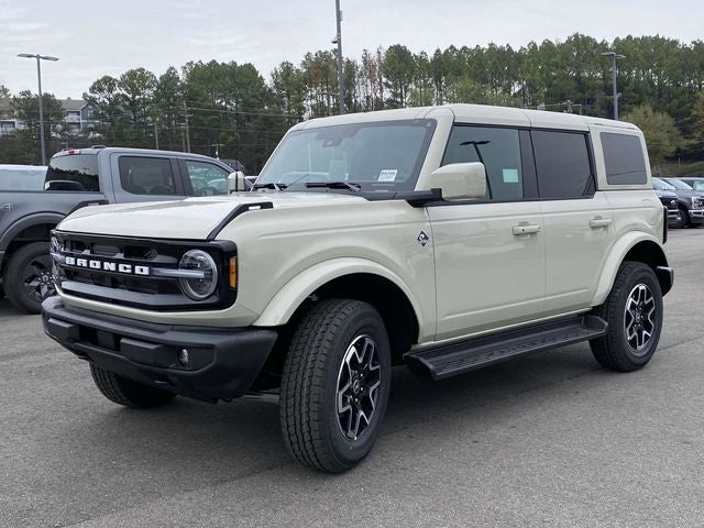 2025 Ford Bronco Outer Banks