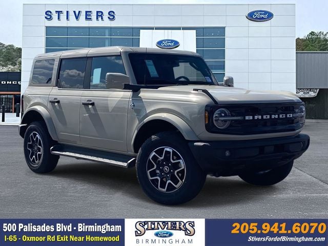 2026 Ford Bronco Outer Banks
