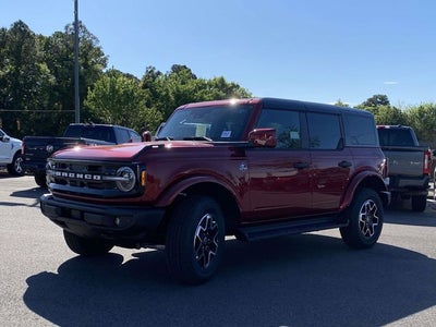 2026 Ford Bronco Outer Banks