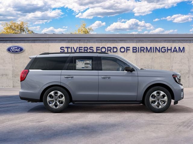 2027 Ford Expedition Active