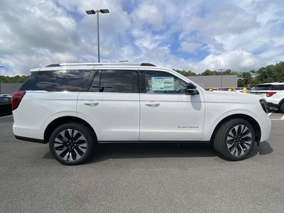 2025 Ford Expedition Platinum