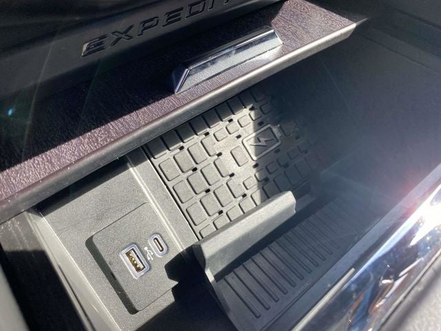 2022 Ford Expedition Platinum
