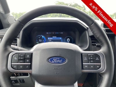 2025 Ford F-150 Lightning Flash