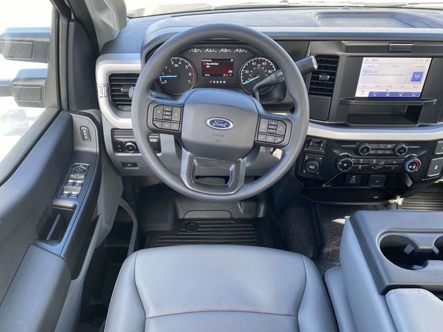 2025 Ford F-250SD XLT Commercial