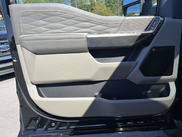 2027 Ford F-250SD Platinum
