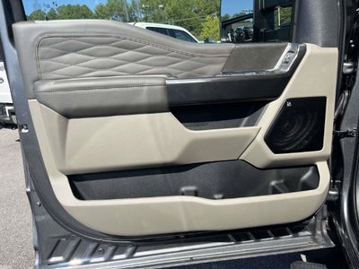 2027 Ford F-250SD Platinum