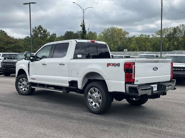 2027 Ford F-350SD Lariat
