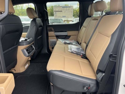 2027 Ford F-350SD Lariat