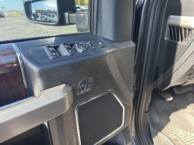 2017 Ford F-350SD Platinum