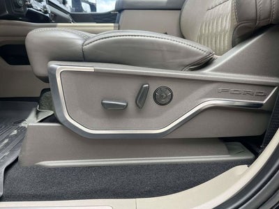 2025 Ford F-450SD Platinum DRW
