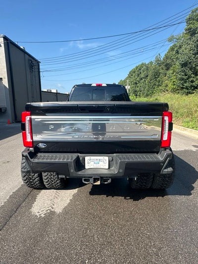 2025 Ford F-450SD Platinum DRW