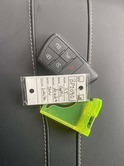 2025 GMC Acadia Elevation