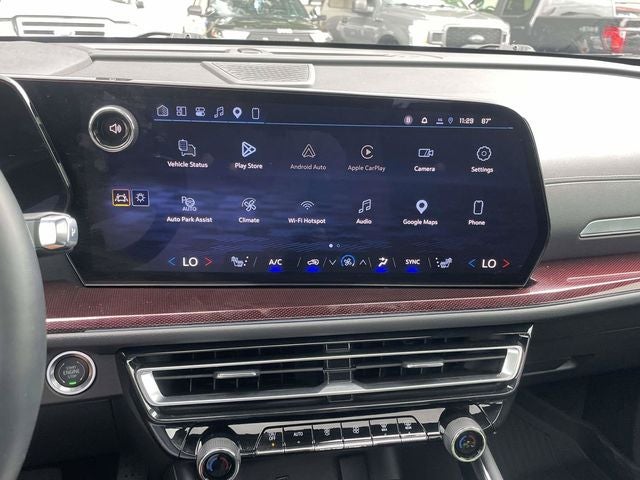 2025 Chevrolet Traverse Z71