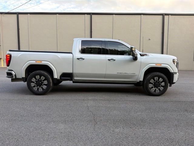 2025 GMC Sierra 2500HD Denali
