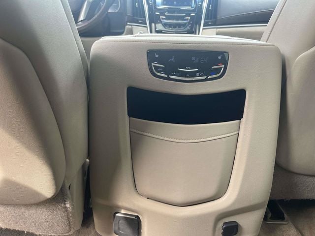 2017 Cadillac Escalade ESV Luxury