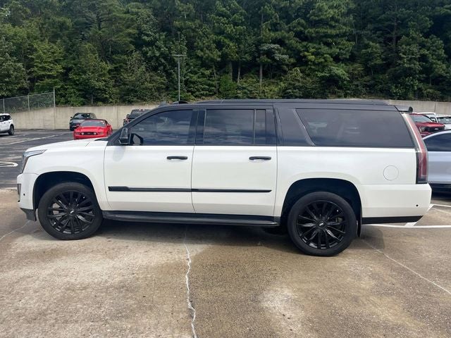 2017 Cadillac Escalade ESV Luxury