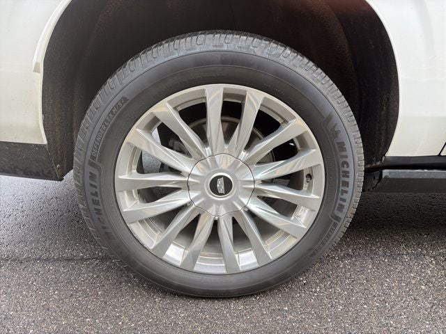 2022 Cadillac Escalade ESV Premium