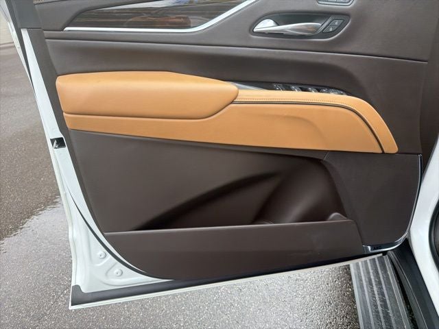 2022 Cadillac Escalade ESV Premium