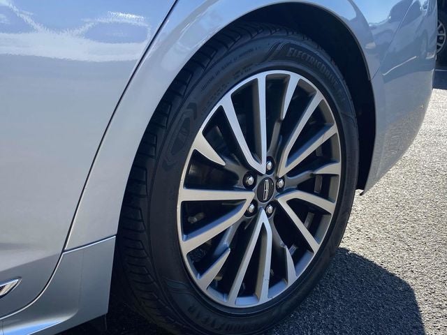 2018 Lincoln Continental Select