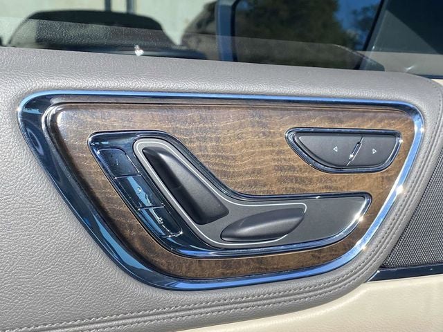 2018 Lincoln Continental Select