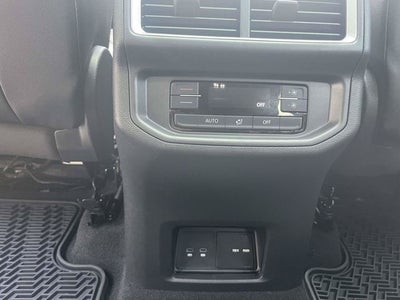 2024 Volkswagen Atlas 2.0T Peak Edition SE w/Technology