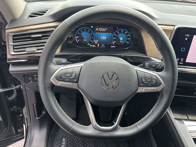 2024 Volkswagen Atlas 2.0T SE w/Technology