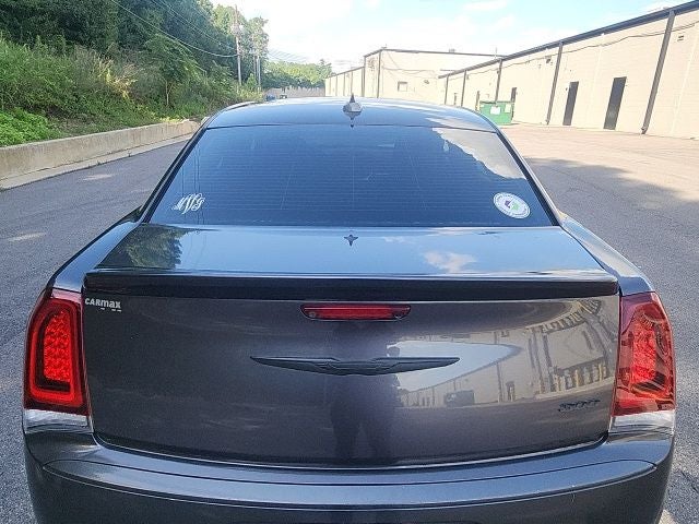 2019 Chrysler 300 Touring