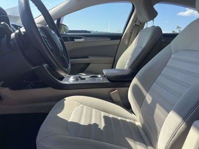 2019 Ford Fusion SE