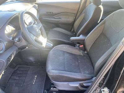 2020 Nissan Kicks S