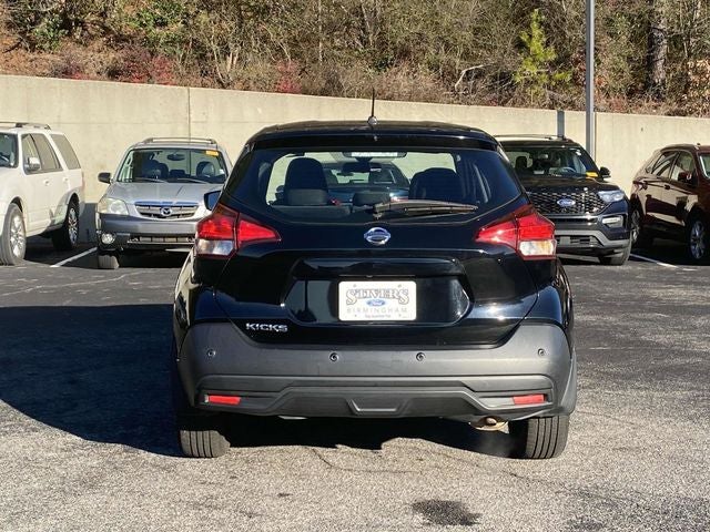 2020 Nissan Kicks S