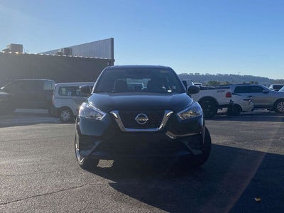 2020 Nissan Kicks S