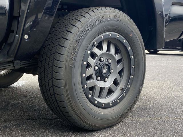 2017 Toyota Tacoma SR5