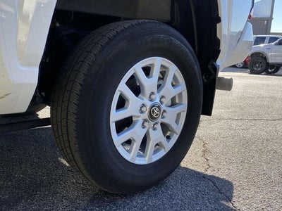 2024 Toyota Tacoma SR5