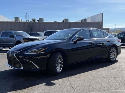 2020 Lexus ES 300h Ultra Luxury