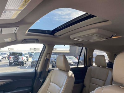 2019 Honda Pilot EX-L w/Navigation and Rear Entertainment System