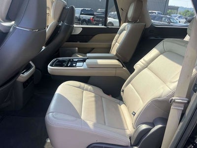 2022 Lincoln Navigator L Reserve