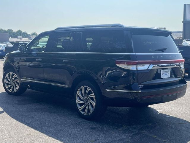 2022 Lincoln Navigator L Reserve