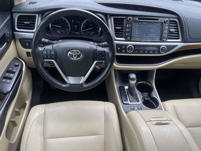 2017 Toyota Highlander Limited Platinum