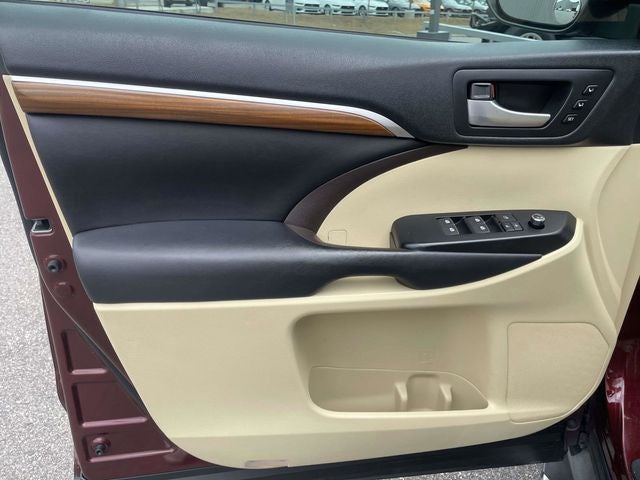 2017 Toyota Highlander Limited Platinum