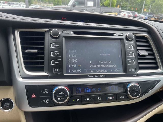 2017 Toyota Highlander Limited Platinum