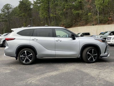 2022 Toyota Highlander XSE